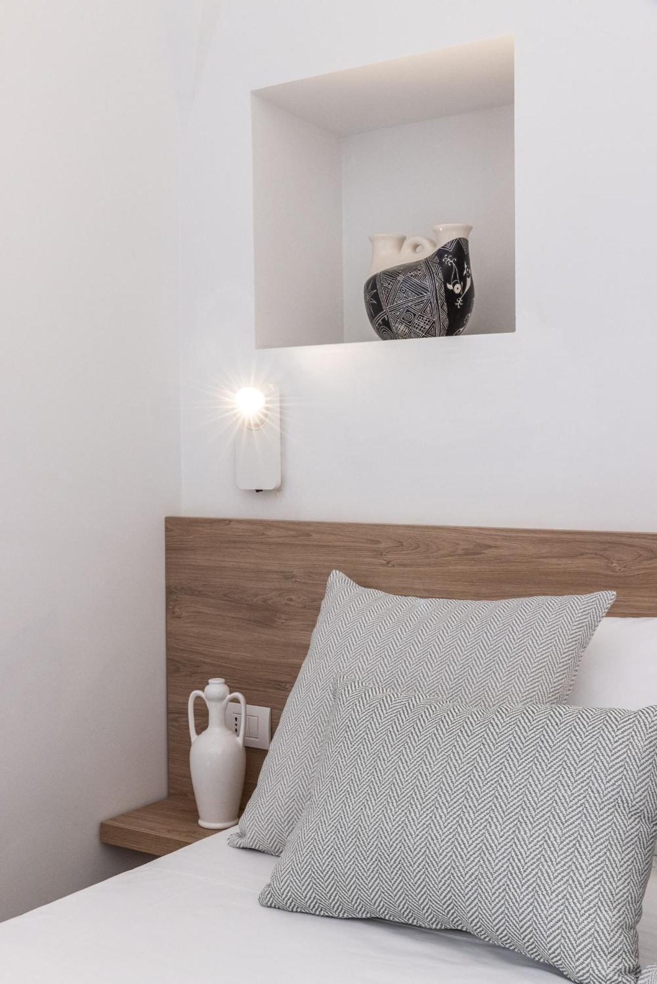 Dimora Dei Celestini Bed & Breakfast มันเฟรโดเนีย ภายนอก รูปภาพ