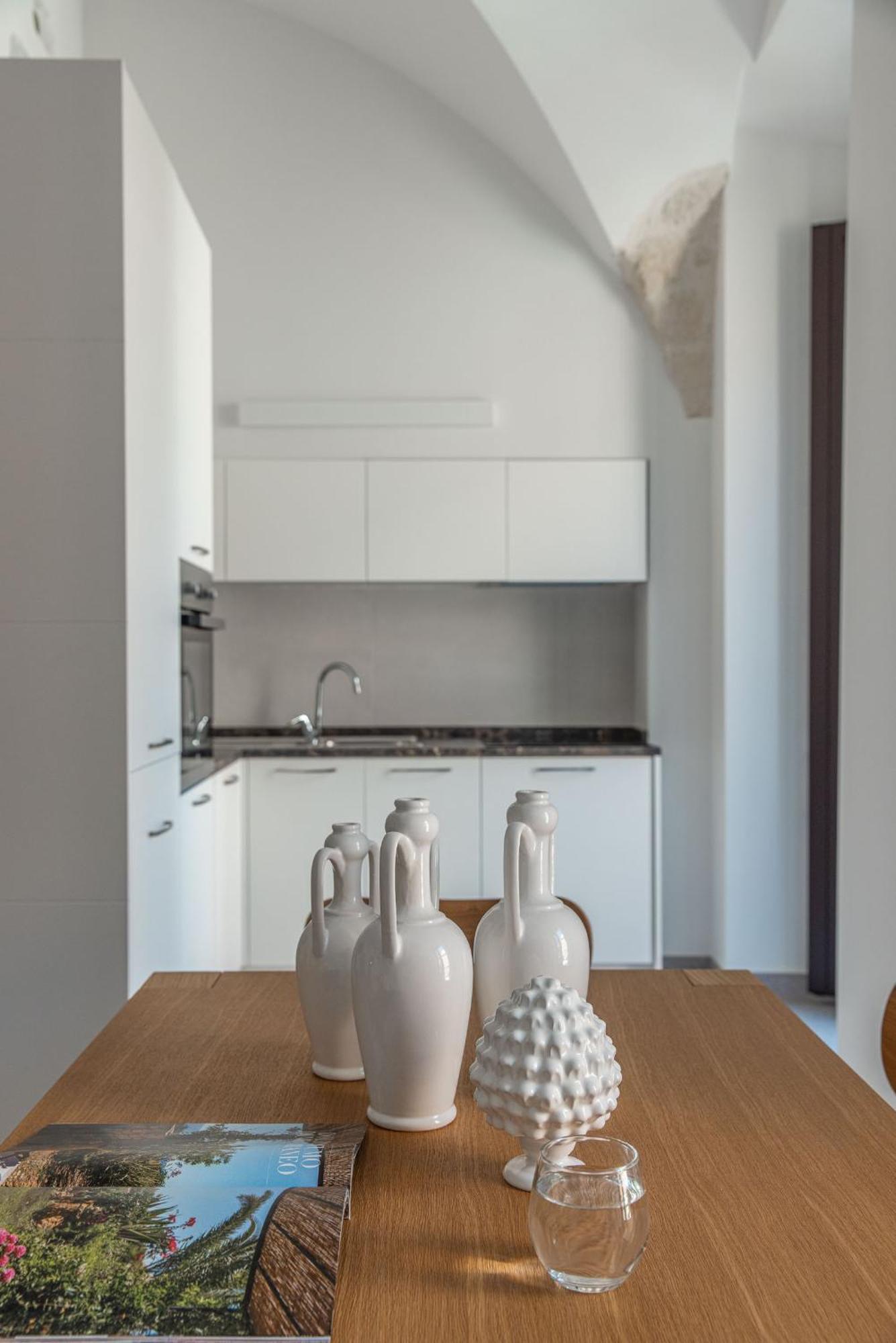 Dimora Dei Celestini Bed & Breakfast มันเฟรโดเนีย ภายนอก รูปภาพ