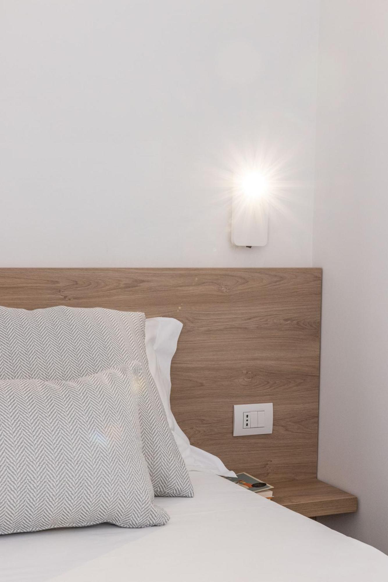 Dimora Dei Celestini Bed & Breakfast มันเฟรโดเนีย ภายนอก รูปภาพ