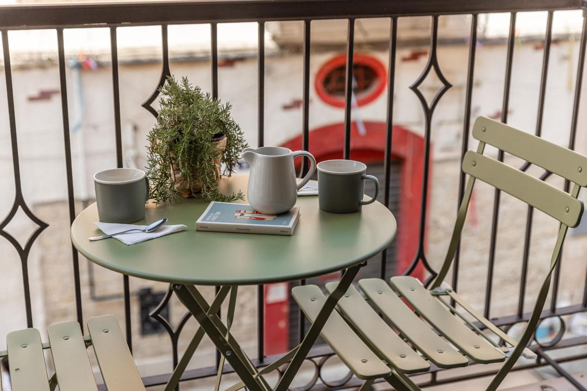 Dimora Dei Celestini Bed & Breakfast มันเฟรโดเนีย ภายนอก รูปภาพ