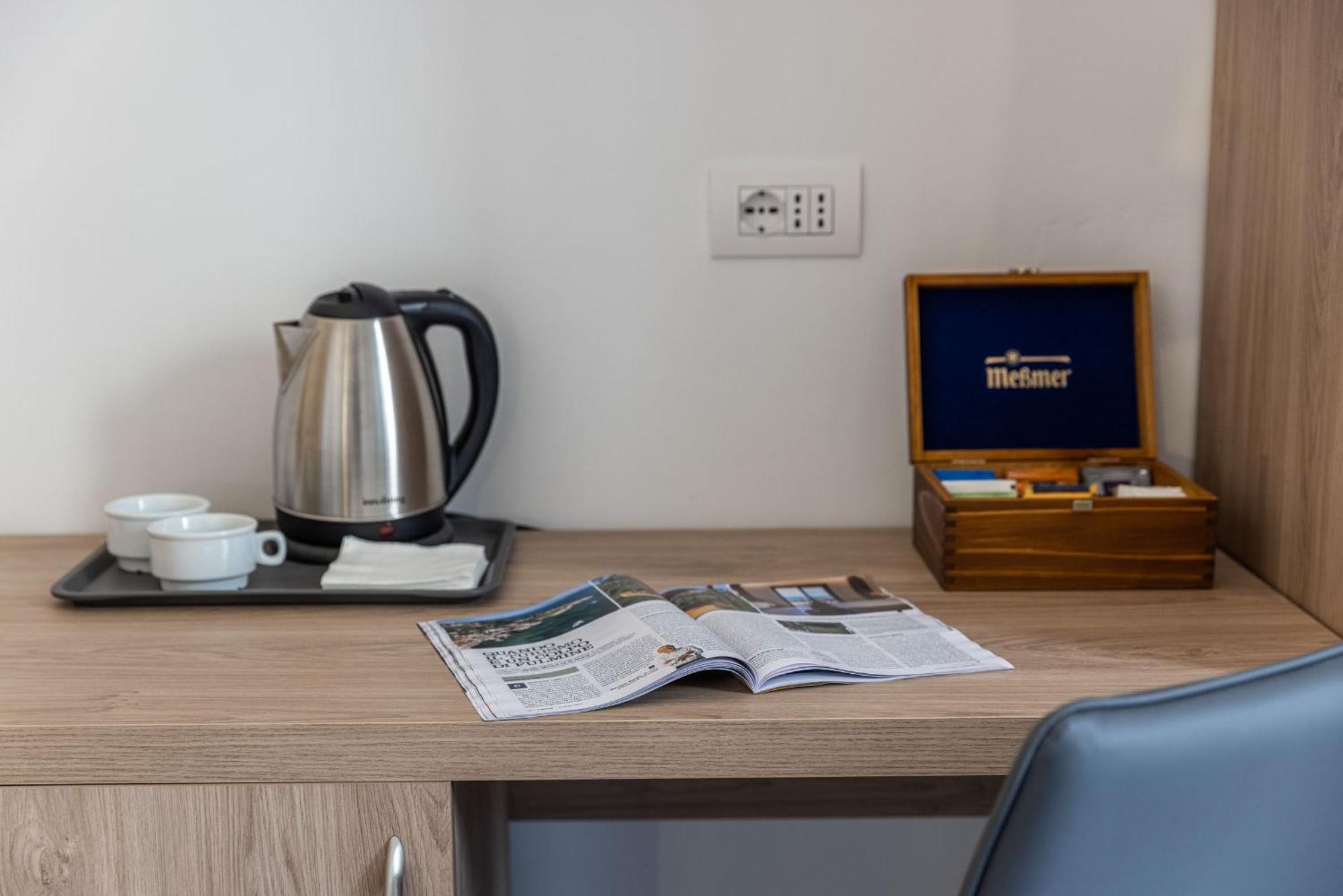 Dimora Dei Celestini Bed & Breakfast มันเฟรโดเนีย ภายนอก รูปภาพ