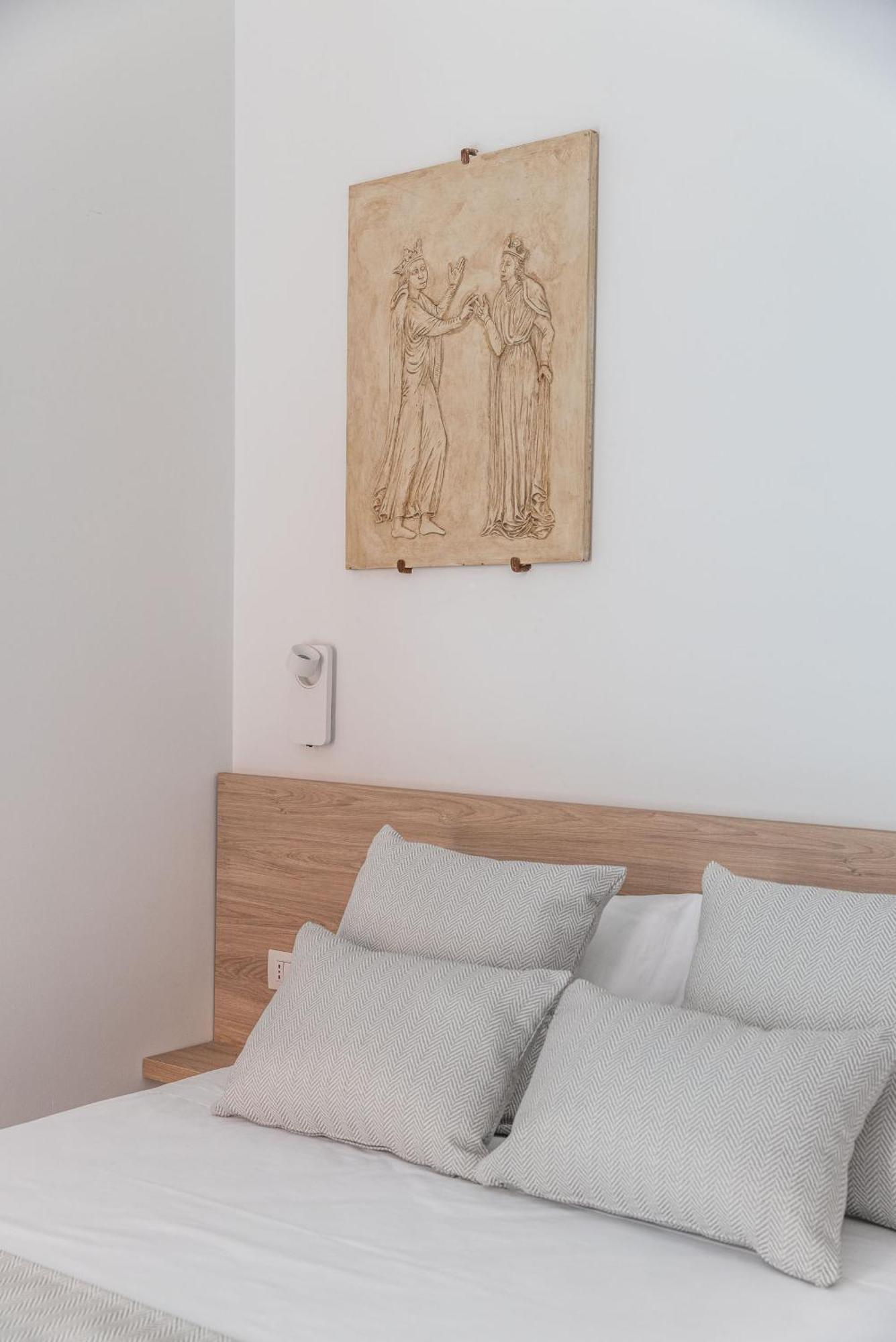 Dimora Dei Celestini Bed & Breakfast มันเฟรโดเนีย ภายนอก รูปภาพ